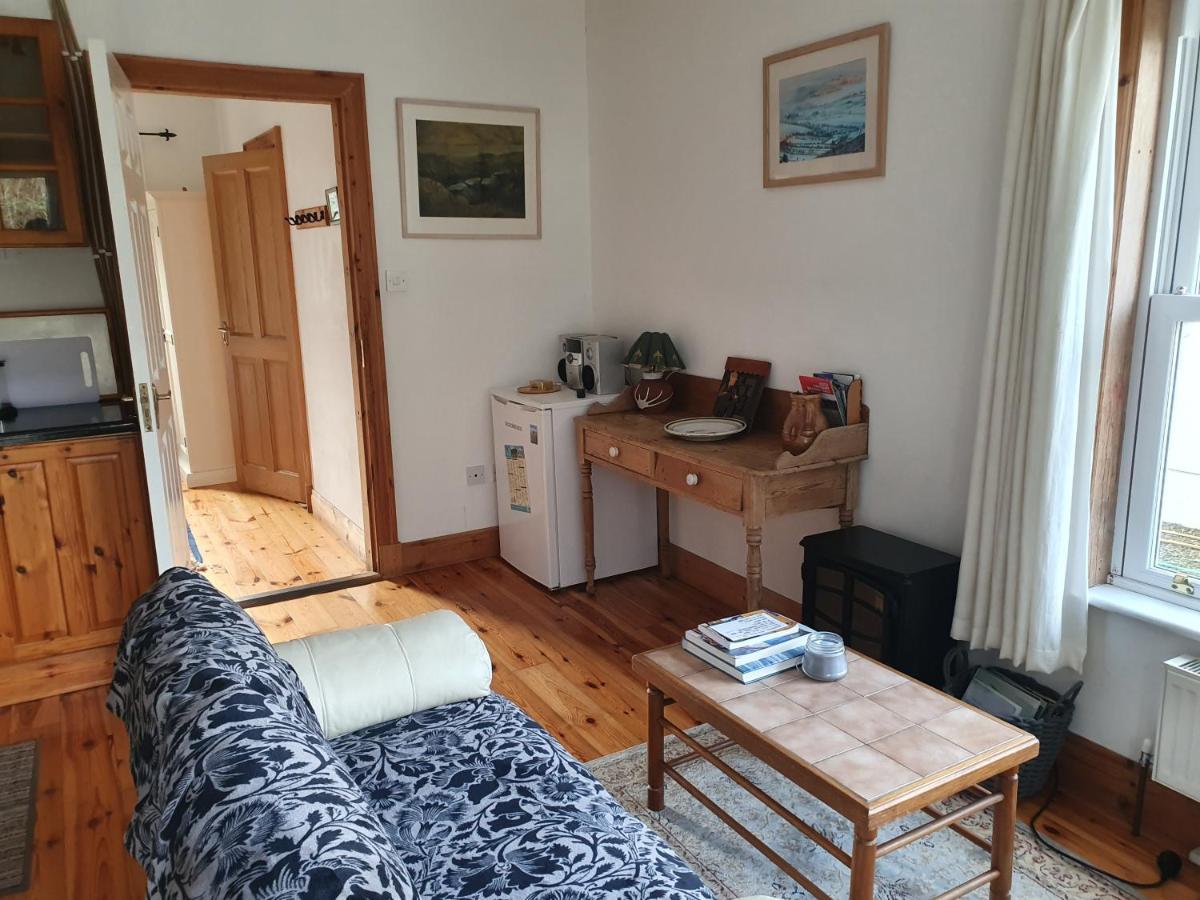 Cosy Self Contained Cottage With Stunning Views Killaloe Luaran gambar