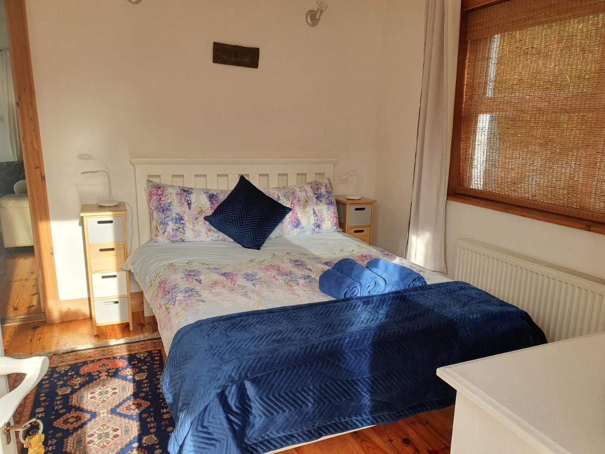 Cosy Self Contained Cottage With Stunning Views Killaloe Luaran gambar