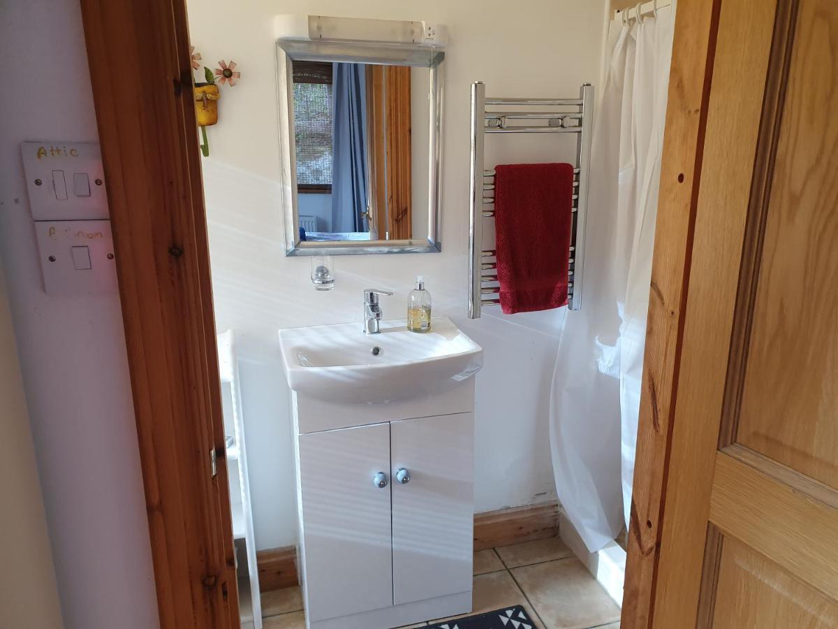 Cosy Self Contained Cottage With Stunning Views Killaloe Luaran gambar