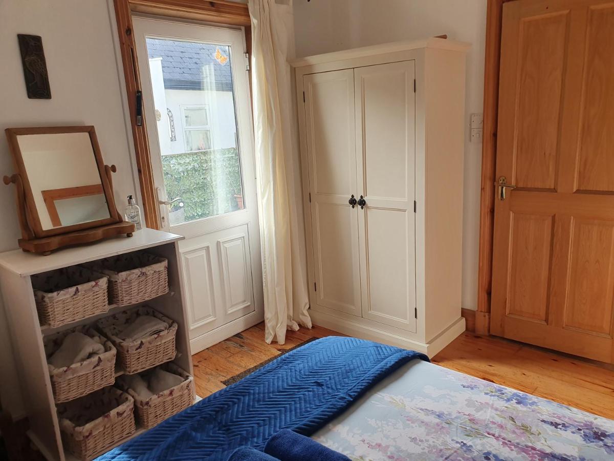 Cosy Self Contained Cottage With Stunning Views Killaloe Luaran gambar