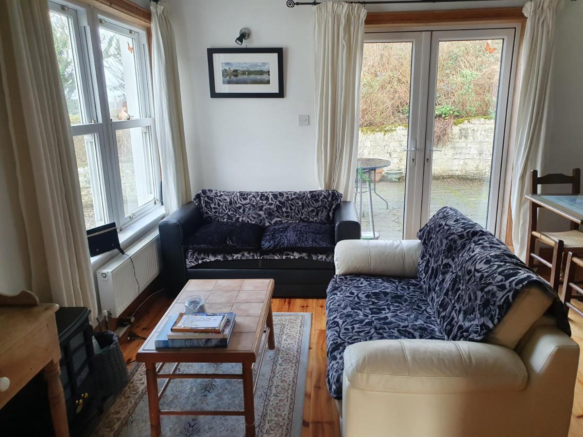 Cosy Self Contained Cottage With Stunning Views Killaloe Luaran gambar