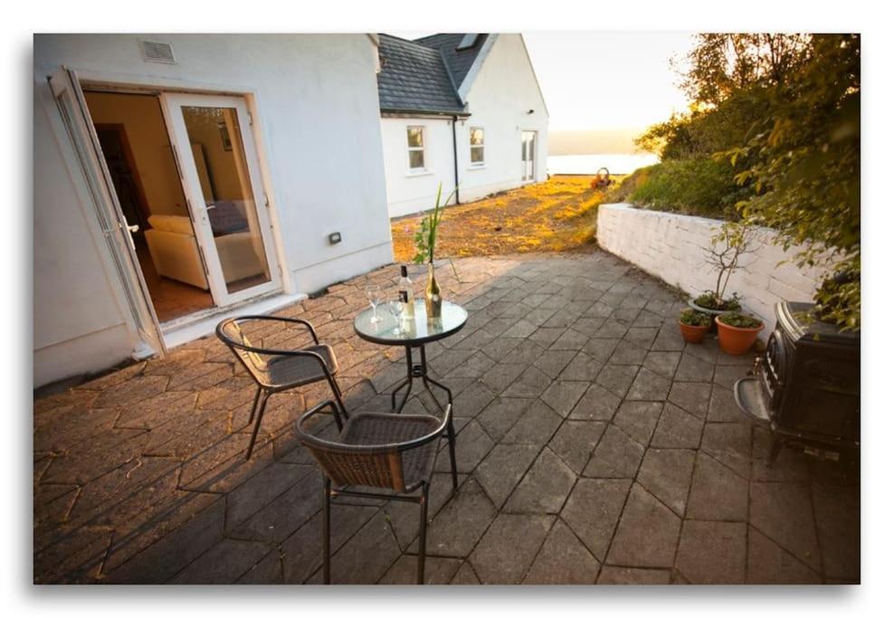 Cosy Self Contained Cottage With Stunning Views Killaloe Luaran gambar